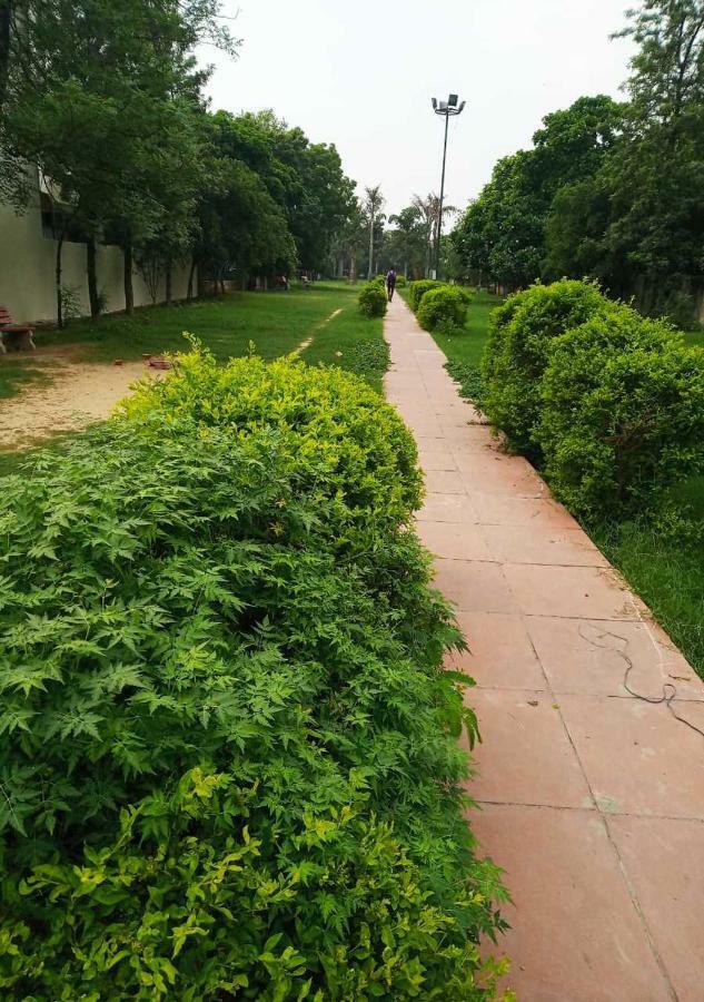 Hotel J P Residency Greater Noida Exteriér fotografie